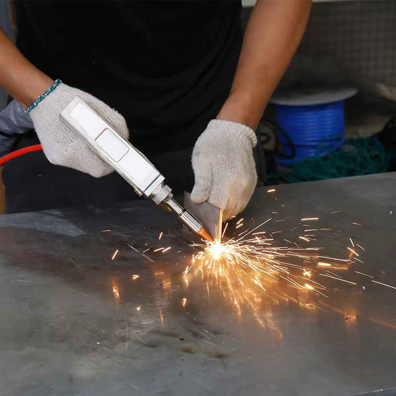 Industrial Grade Laser - Máquina de Soldadura Láser Continua Portátil